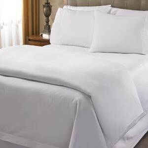 chan-ga-goi-khach-san-trang-tron