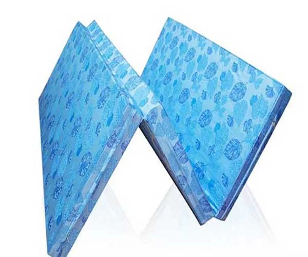 đệm mút cứng Lotus