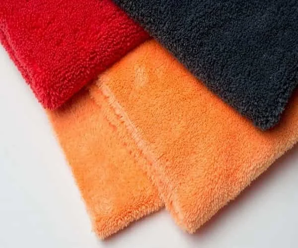 Chất liệu Microfiber là gì? Ứng dụng làm sợi và vải Microfiber ?