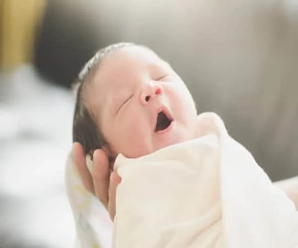 Những yếu tố ảnh hưởng đến giấc ngủ của trẻ