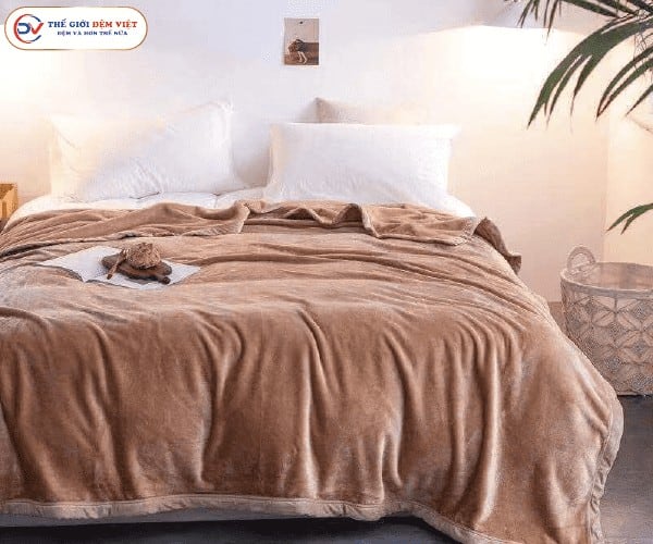 chan-ni-tuyet-tron-thegioidemviet-06 Chăn nỉ tuyết trơn Thế giới Đệm Việt